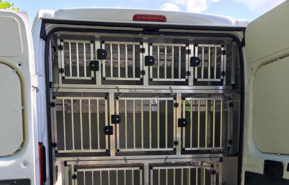 Hundeboxen Herrnberger – Maßgefertigte Hundetransportboxen